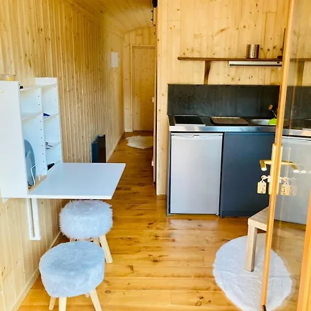 Roulotte Atypique à L'océan Apartamento *